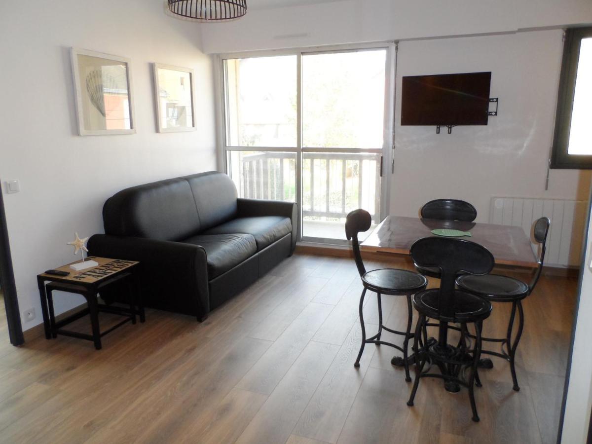 Appartement Confortable 2P Proche Plage Avec Parking Et Internet A Cabourg - Fr-1-487-302 Exterior foto